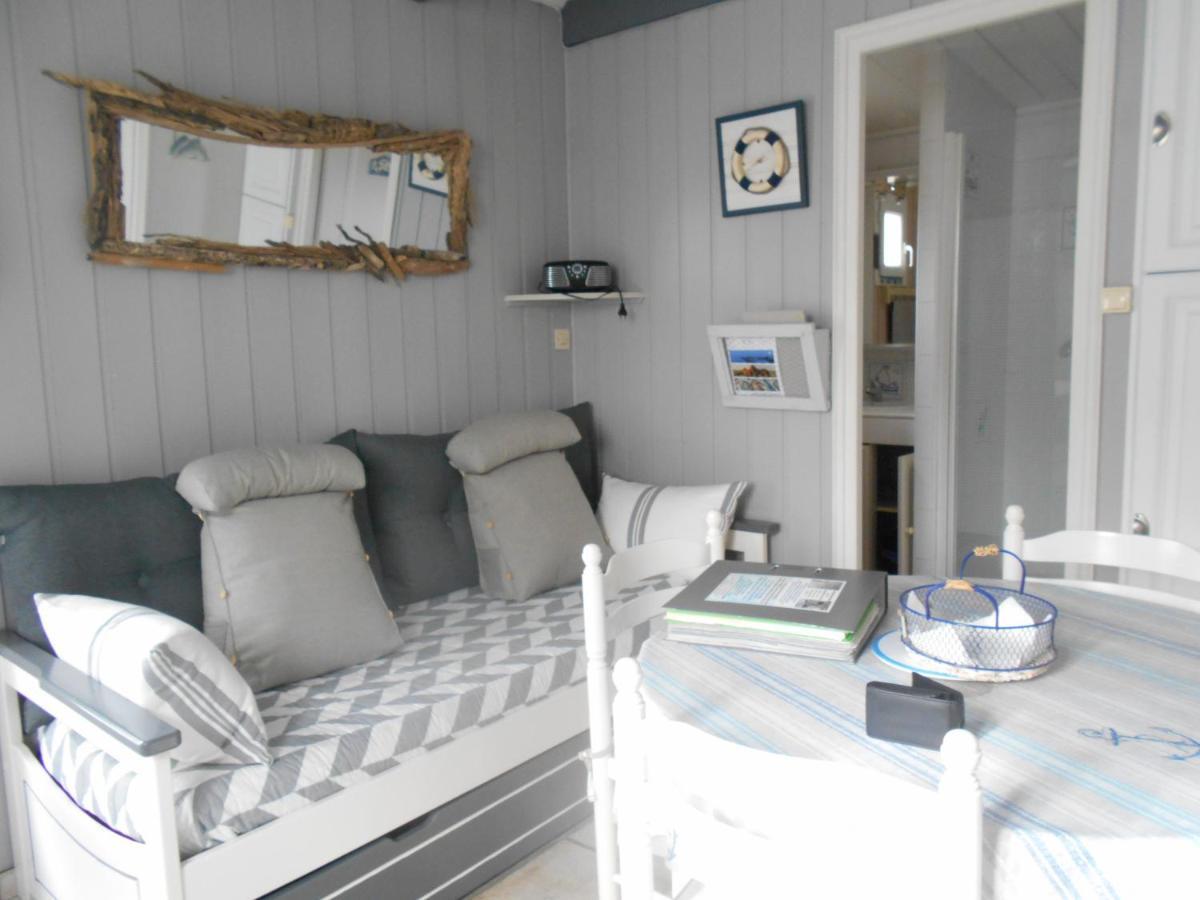 Ile De Re, La Danae, Velos, Wifi, Possibilite Cuisine, Linge, Parking Gratuit Saint-Martin-de-Ré Buitenkant foto